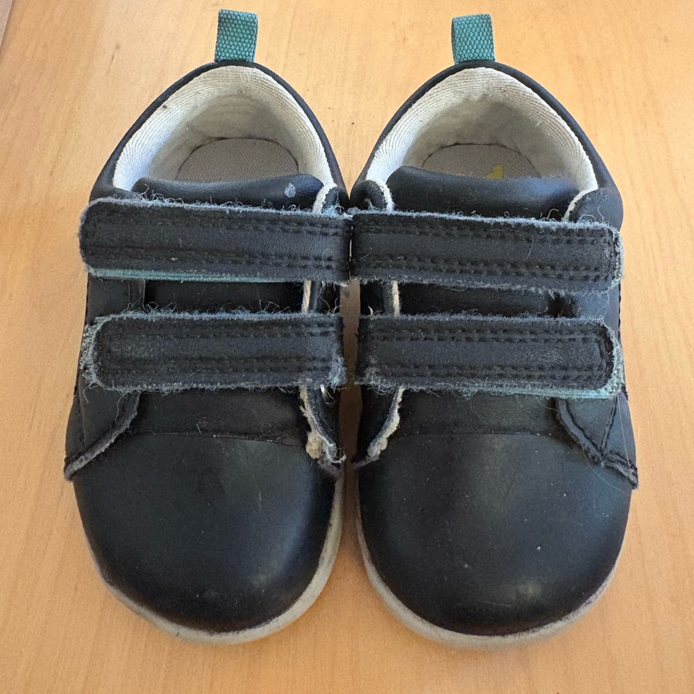 Ten Little Black Leather Size 6 Toddler first walker shoes